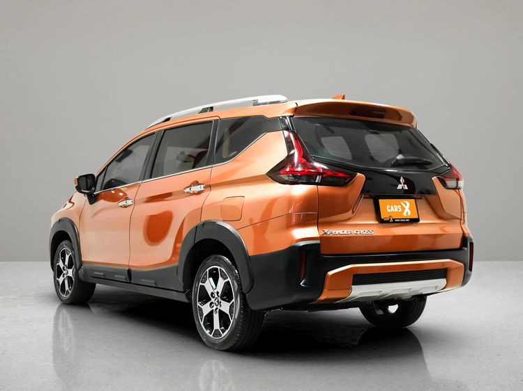 Mitsubishi Xpander Cross 2020 1.5 Utility-car เบนซิน ไม่ติดแก๊ส เกียร์อัตโนมัติ ส้ม รูปที่ 4