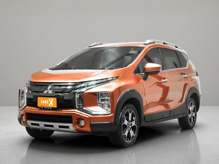 รถ Mitsubishi Xpander Cross 1.5 สี ส้ม