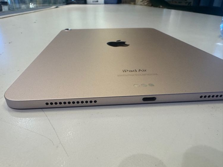 ขาย iPad Air 5 64GB WiFi สภาพใช้งานปกติทุกฟังก์ชัน แบตเตอรี่ 85 มีเฉพาะตัวเครื่อง กล่อง หน้าจอมีไบรท์บางๆ 1 จุด ราคา 7,900 บาท รูปที่ 9