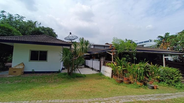 ใช่ ขายที่ดิน ย่านอารีย์ พหลโยธิน4 สร้างบ้านหรือธุรกิจในบรรยากาศส่วนตัว รูปที่ 3