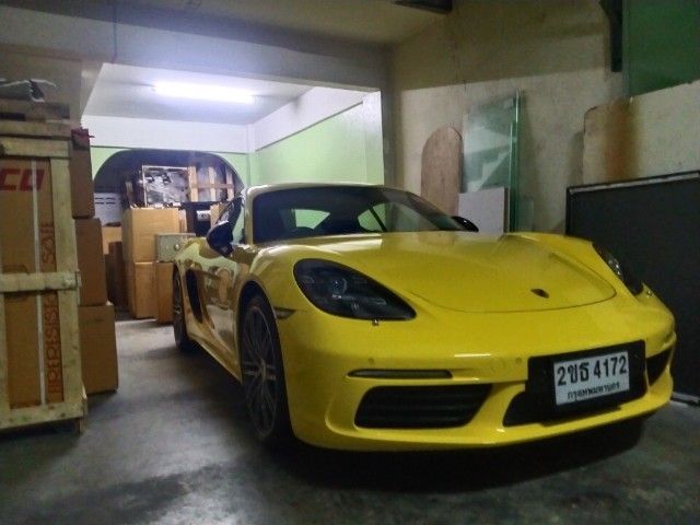 Porsche 718 2017 2.0 Cayman Sedan เบนซิน เกียร์อัตโนมัติ เหลือง รูปที่ 2