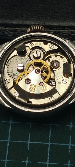 เงินประกันสุภาพสตรี vintage ไขลานนาคหุ้ม ผมอ่านยี่ห้อไม่ออกแต่ใน eBay ขาย 15,000 กว่าบาท เป็นนาฬิกาแบรนด์สวิตซ์ ไขลานเดินได้ปกติ รูปที่ 8