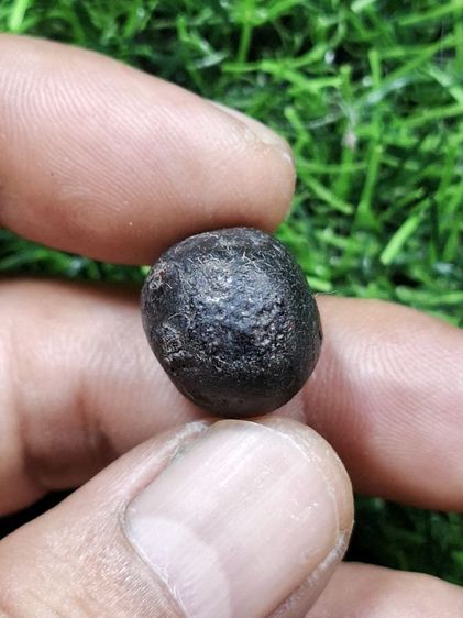 (ครั่งเหลือร้าย) ลูกอมเครื่องรางเนื้อครั่ง เนื้อแห้งเก่าชัดเจนครับ รูปที่ 3