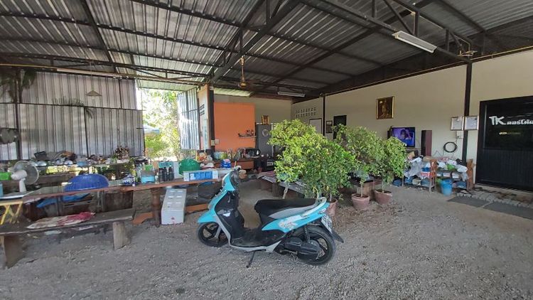 ขายครับ ที่ดินติดถนนต้นธงชัยหลวงพ่อเกษมแจ้ห่ม ปากทางเข้าวัดต้นธงชัย รูปที่ 3