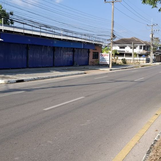 ขายครับ ที่ดินติดถนนต้นธงชัยหลวงพ่อเกษมแจ้ห่ม ปากทางเข้าวัดต้นธงชัย