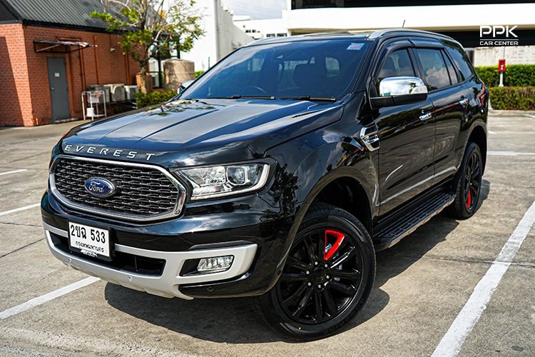 รถ Ford Everest 2.0 Titanium Plus สี ดำ