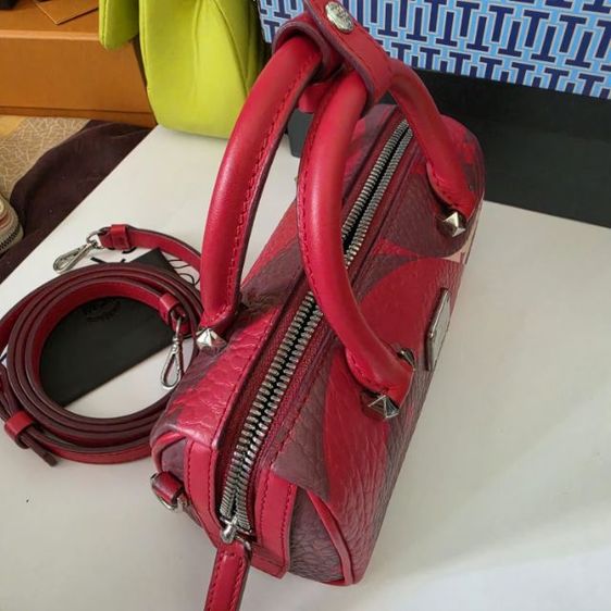 MCM Mini Visetos Boston Bag รูปที่ 4