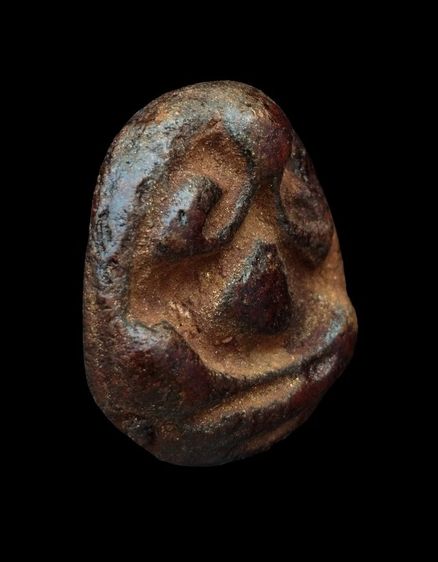 พระปิดตาเนื้อผง รูปที่ 3