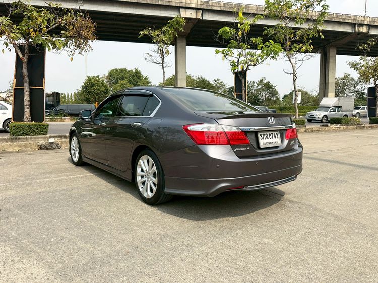 Honda Accord 2013 2.4 Tech Sedan เบนซิน ไม่ติดแก๊ส เกียร์อัตโนมัติ เทา รูปที่ 4
