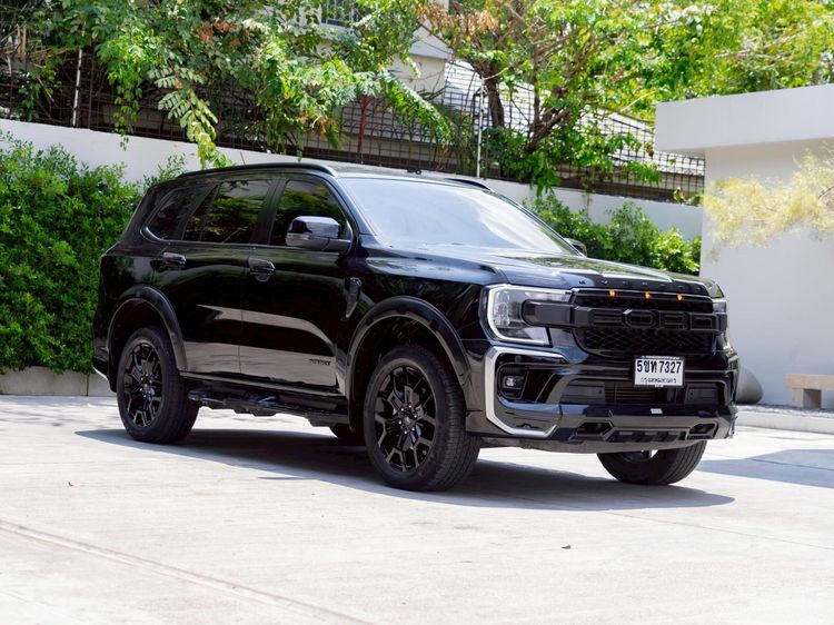 รถ Ford Everest 2.0 Turbo Sport สี ดำ