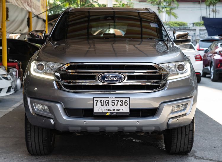 รถ Ford Everest 3.2 Titanium Plus 4WD สี เทา