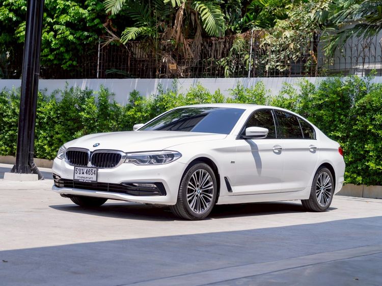 BMW Series 5 2017 520d Sedan ดีเซล ไม่ติดแก๊ส เกียร์อัตโนมัติ ขาว รูปที่ 3
