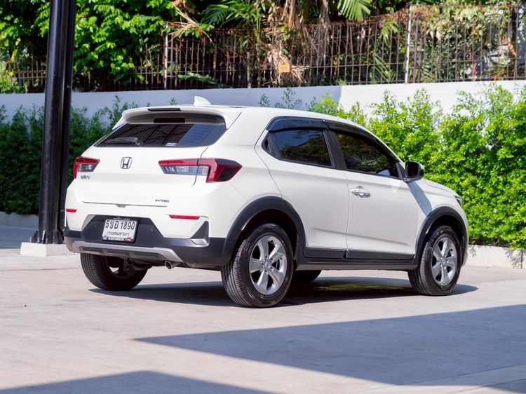 Honda WR-V 2024 1.5 SV Utility-car เบนซิน ไม่ติดแก๊ส เกียร์อัตโนมัติ ขาว รูปที่ 4
