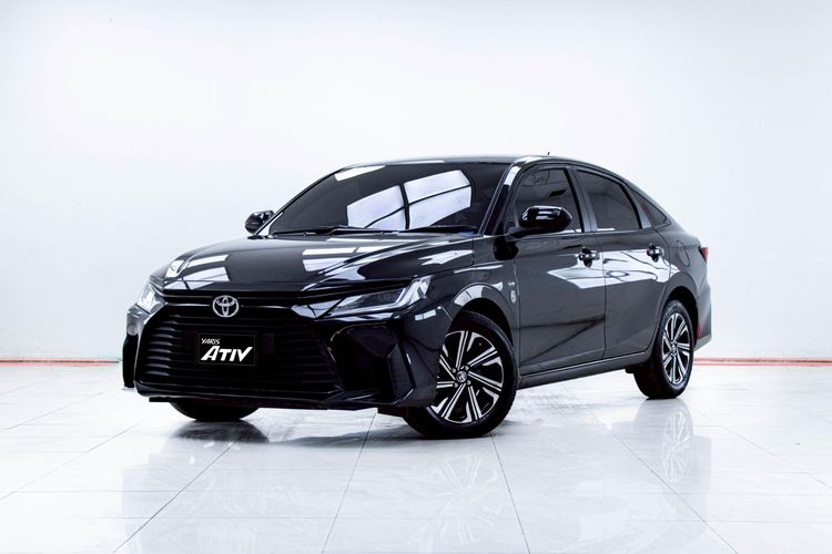 Toyota Yaris ATIV 2023 1.2 Sport Sedan เบนซิน ไม่ติดแก๊ส เกียร์อัตโนมัติ ดำ