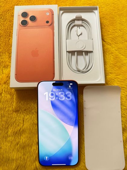 iPhone 17 ProMax-ส้มใหม่มากห่อมาทั่งเครื่องเลย
