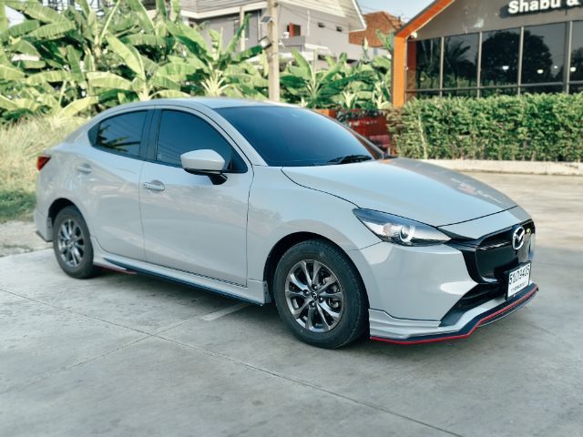 Mazda Mazda 2 2024 1.3 Skyactiv-G เบนซิน ไม่ติดแก๊ส เกียร์อัตโนมัติ เทา รูปที่ 2