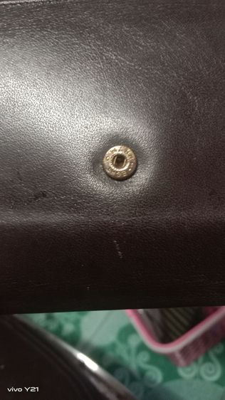 กระเป๋าสตางค์ใบนี้คือกระเป๋าสตางค์หนังแท้แบรนด์ Braun Buffel ของประเทศเยอรมนี ซึ่งมีชื่อเสียงในด้านคุณภาพและความประณีต  รูปที่ 9