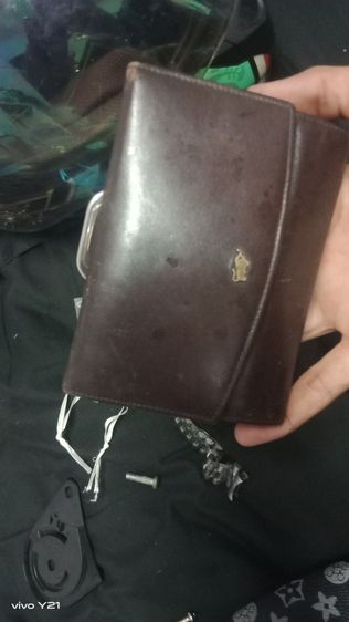 กระเป๋าสตางค์ใบนี้คือกระเป๋าสตางค์หนังแท้แบรนด์ Braun Buffel ของประเทศเยอรมนี ซึ่งมีชื่อเสียงในด้านคุณภาพและความประณีต  รูปที่ 8