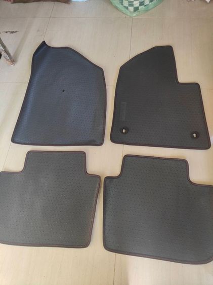 พรมปูพื้นรถยนต์ MG4  