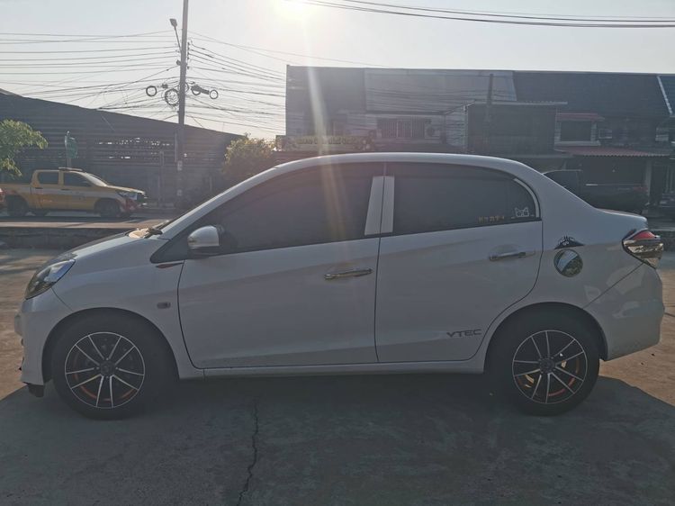 Honda Brio 2015 1.2 Amaze S Sedan เบนซิน ไม่ติดแก๊ส เกียร์อัตโนมัติ ขาว รูปที่ 3