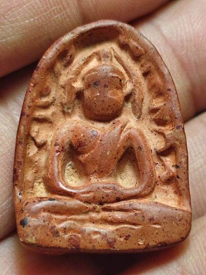 พระ​ซุ้ม​กอ​เก่า