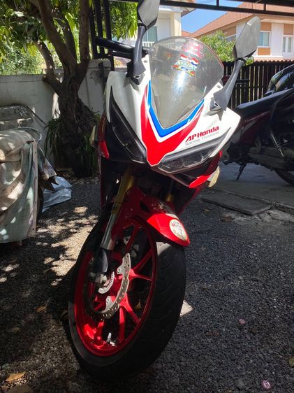 รถมอเตอร์ไซค์ CBR 150R 2019 รูปที่ 2
