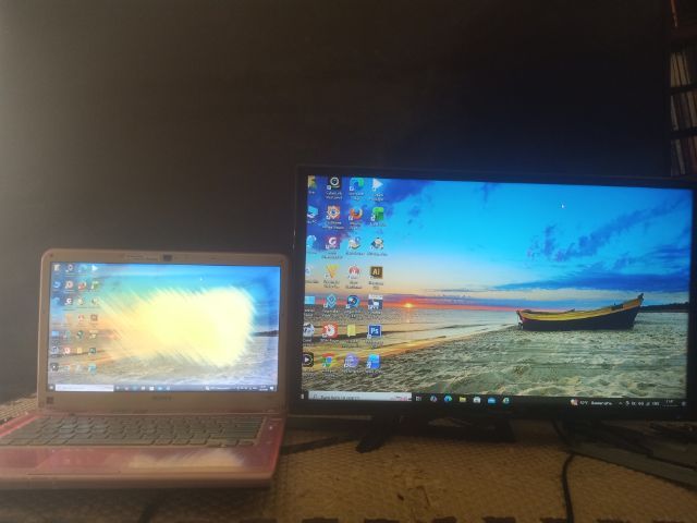 ขายโน้ตบุ๊คสเปคดี SONY VAIO  Core i5 แรม 8  เครื่องใช้งานได้ปกติ จอมีตำหนิตามรูป รูปที่ 4