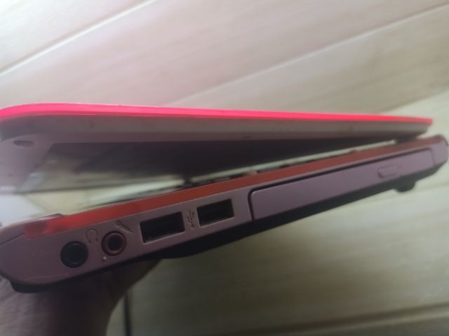 ขายโน้ตบุ๊คสเปคดี SONY VAIO  Core i5 แรม 8  เครื่องใช้งานได้ปกติ จอมีตำหนิตามรูป รูปที่ 10