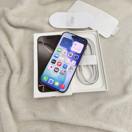 iPhone 16 Pro 256g สีธรรมชาติ สภาพสวยมาก