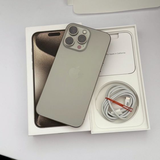 iPhone 15 Pro Max 512g สีธรรมชาติ สภาพสวยมาก