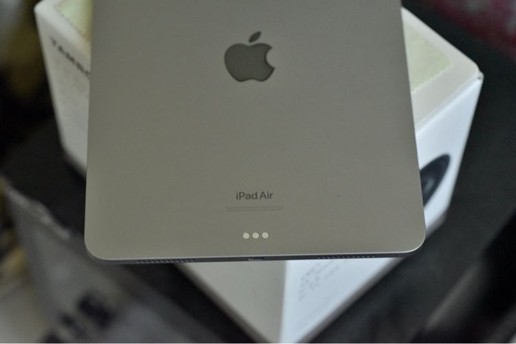 ขาย iPad Air 6 11“ (M2) 128 GB WiFi ลี Space grey สภาพสวย ใช้งานน้อย การใช้งานปกติ รูปที่ 12