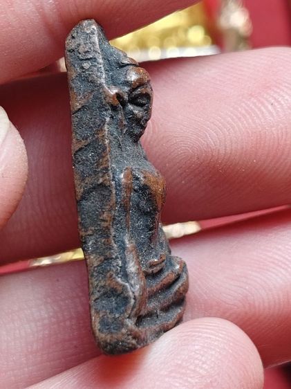 พระผงสุพรรณเนื้อดิน รูปที่ 4