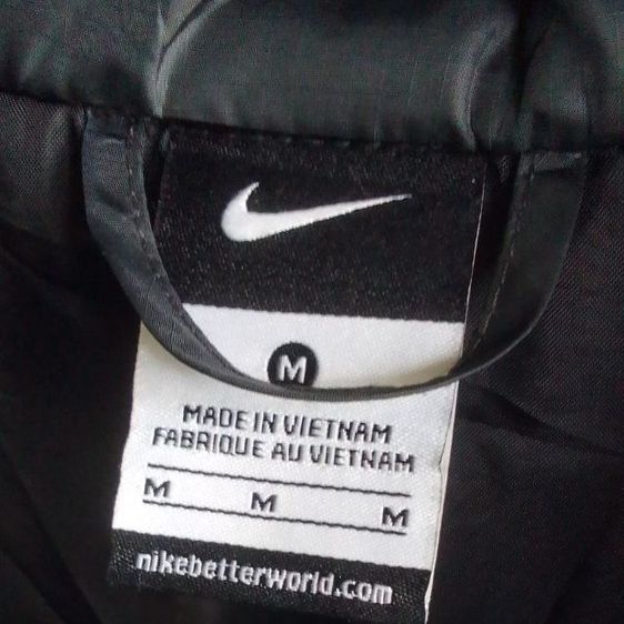 เสื้อคลุมกีฬา ผ้าร่ม nike ( แกะถอดหมวกคลุมหัวได้ ) ใส่ได้ทั้งชายหญิง รูปที่ 2