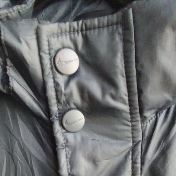 เสื้อคลุมกีฬา ผ้าร่ม nike ( แกะถอดหมวกคลุมหัวได้ ) ใส่ได้ทั้งชายหญิง รูปที่ 11