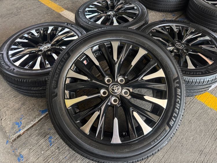 Toyota Alphard Vellfire 40 ล้อแท้ 19 นิ้ว Top 🔥