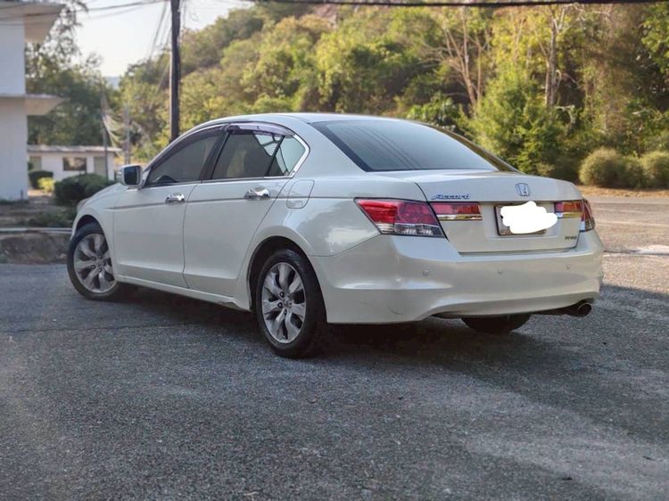 Honda Accord 2010 2.0 E i-VTEC Sedan เบนซิน ไม่ติดแก๊ส เกียร์อัตโนมัติ ขาว รูปที่ 2