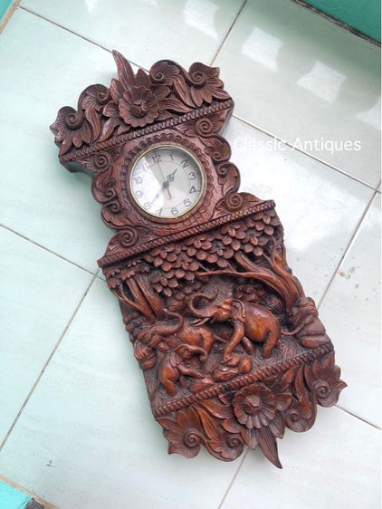 นาฬิกา ไม้สักแกะสลักลายช้าง เก่าสะสม รูปที่ 2