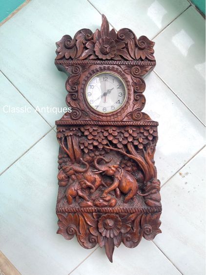 นาฬิกา ไม้สักแกะสลักลายช้าง เก่าสะสม