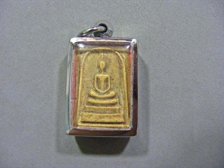 พระสมเด็จเนื้อผงน้ำมัน เก่าๆ หลังจาร