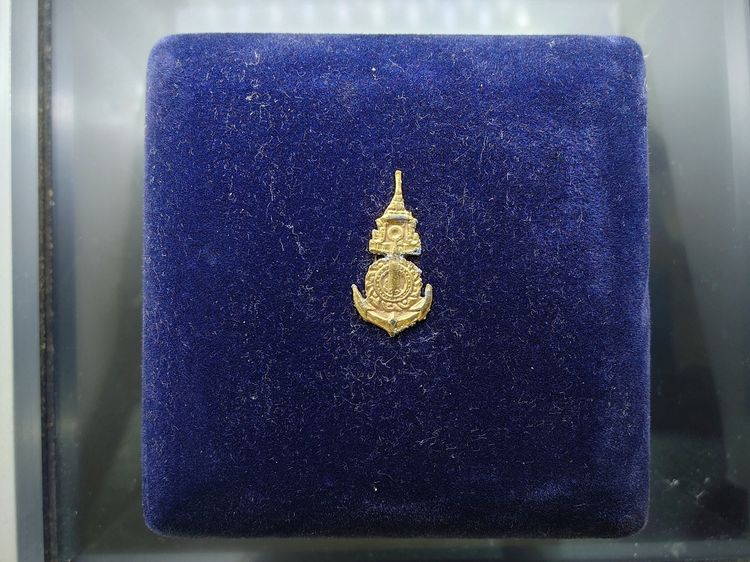 เหรียญ ร.5 เนื้อนิกเกิลขัดเงา ที่ระลึกกองทัพเรือ ป้อมพระจุลจอมเกล้า บล็อกกษาปณ์ กองทัพเรือสร้าง พ.ศ.2537 พร้อมกล่อง รูปที่ 8