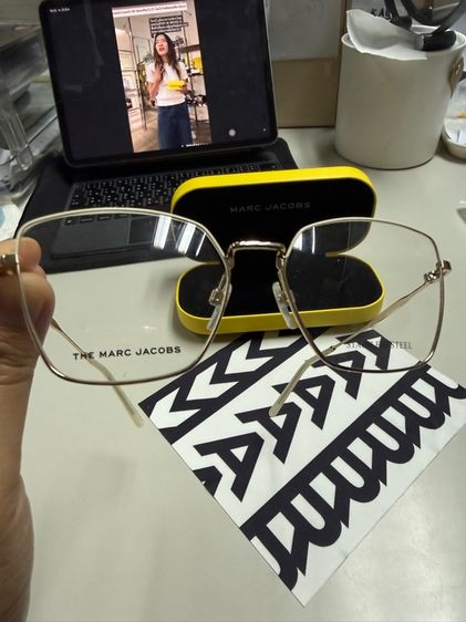 แว่นตา Marc Jacobs  รูปที่ 2