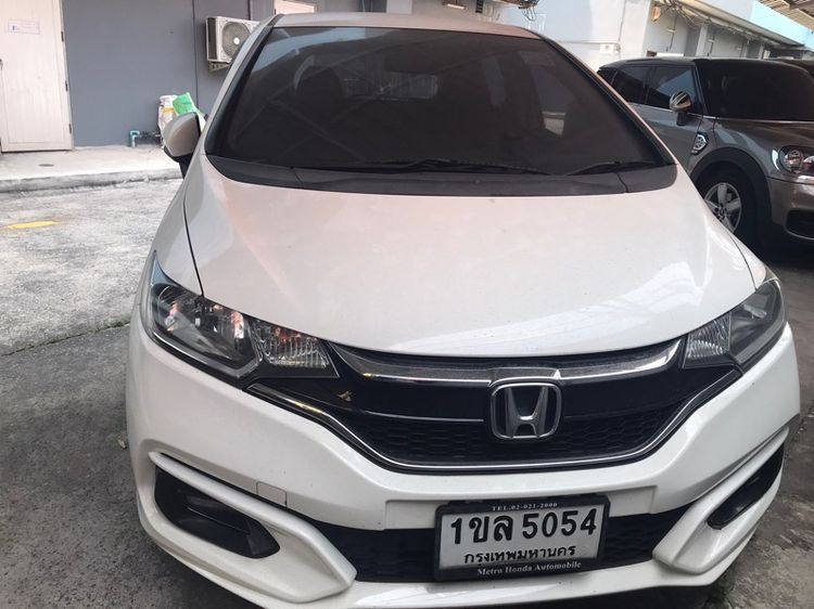 Honda Jazz 2020 1.5 V Plus i-VTEC Sedan เบนซิน ไม่ติดแก๊ส เกียร์อัตโนมัติ ขาว