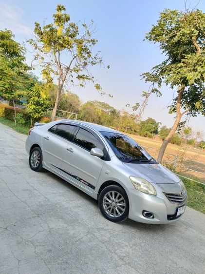 Toyota Vios 2010 1.5 E Sedan เบนซิน ไม่ติดแก๊ส เกียร์ธรรมดา เทา รูปที่ 2