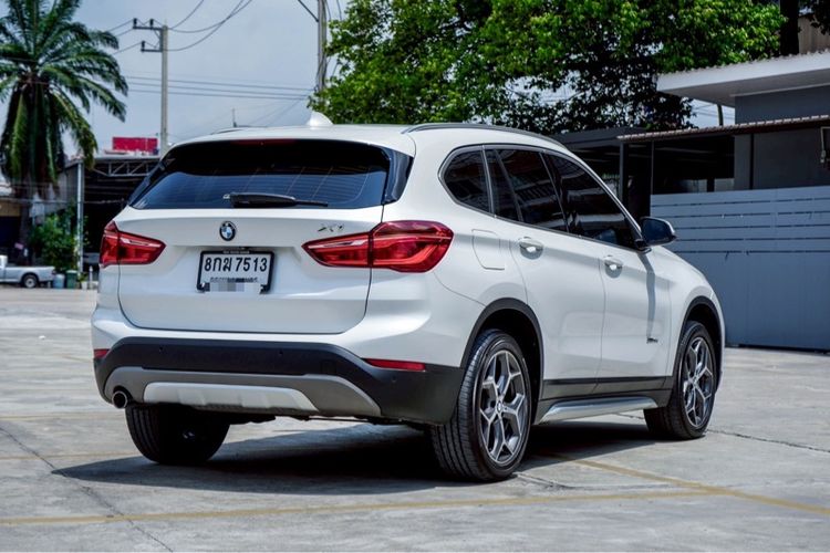 BMW X1 2019 2.0 sDrive18d xLine Utility-car ดีเซล ไม่ติดแก๊ส เกียร์อัตโนมัติ ขาว รูปที่ 3