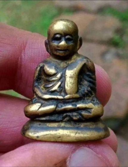 หลวงพ่อพ่อเงินพิมพ์นิยม คนเก่าแต่งมา