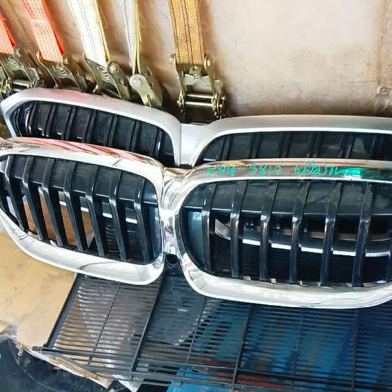 กระจังหน้าคู่ (Kidney Grille) สำหรับรถยนต์ BMW ซีรีส์ 3 รุ่น G20