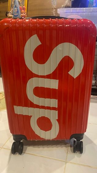 กระเป๋าเดินทาง