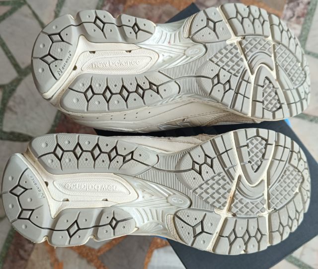 ขายถูก New Balance M2002RWP สีครึม size 44-280cm สภาพสวย ของแท้  รูปที่ 6