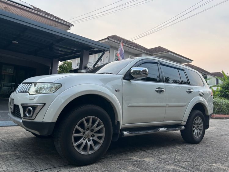 Mitsubishi Pajero 2016 2.5 VG Turbo Utility-car ดีเซล ไม่ติดแก๊ส เกียร์อัตโนมัติ ขาว รูปที่ 2