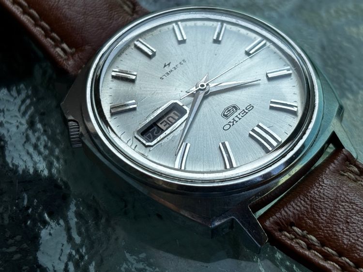 ขายนาฬิกาวินเทจ Seiko 5 (5126-8070) 23 Jewels - หน้าเงินสวยคลาสสิก หายากน่าสะสม รูปที่ 7